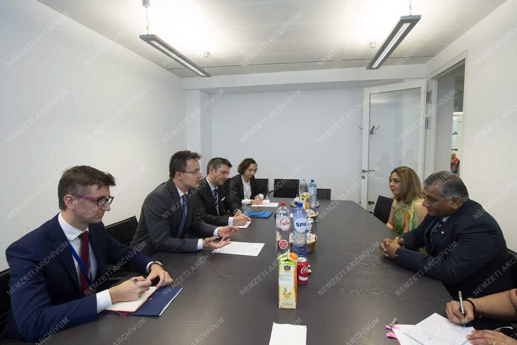 Szijjártó Péter az Ázsia-Európa Találkozó (ASEM) külügyminiszteri szintű tanácskozásán Luxembourgban