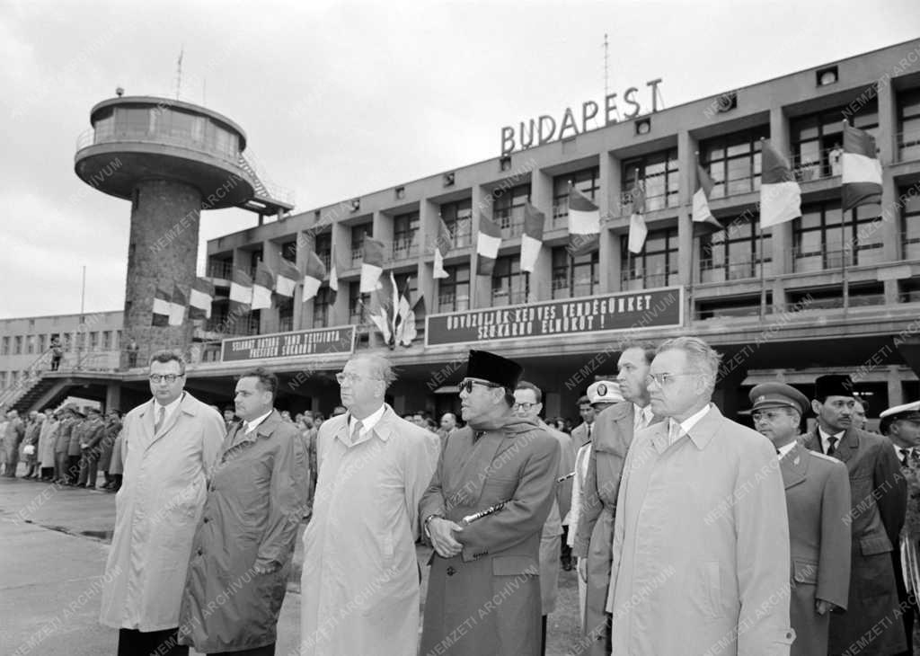 Külpolitika - Sukarno elnök Budapesten