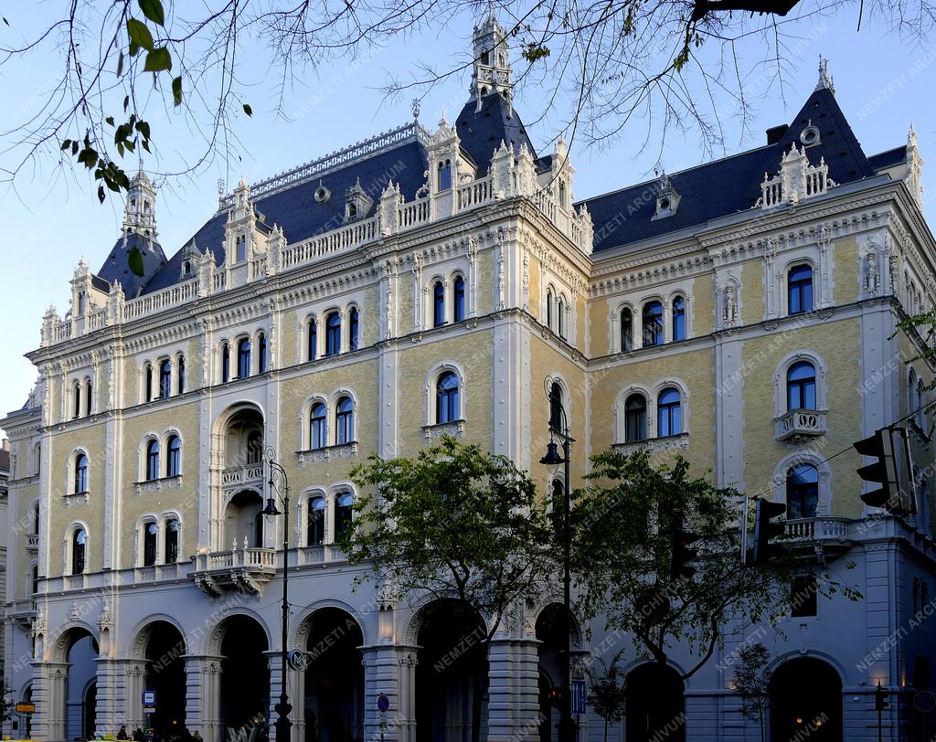 Városkép – Budapest – A  Drechsler-palota