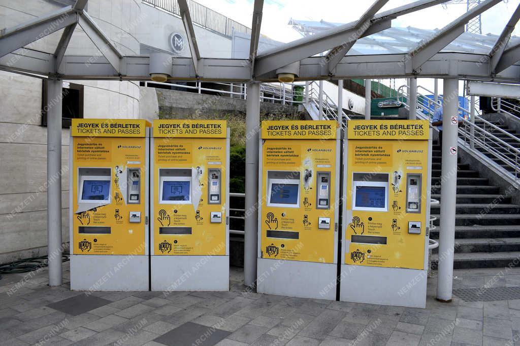 Közlekedés - Budapest - Jegyautomaták