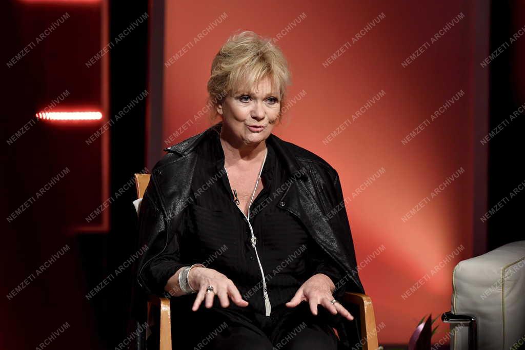 Televízió - Hogy volt?! - Básti Juli