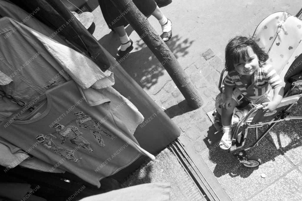 Kereskedelem - „Butikváros” a Rákóczi úton