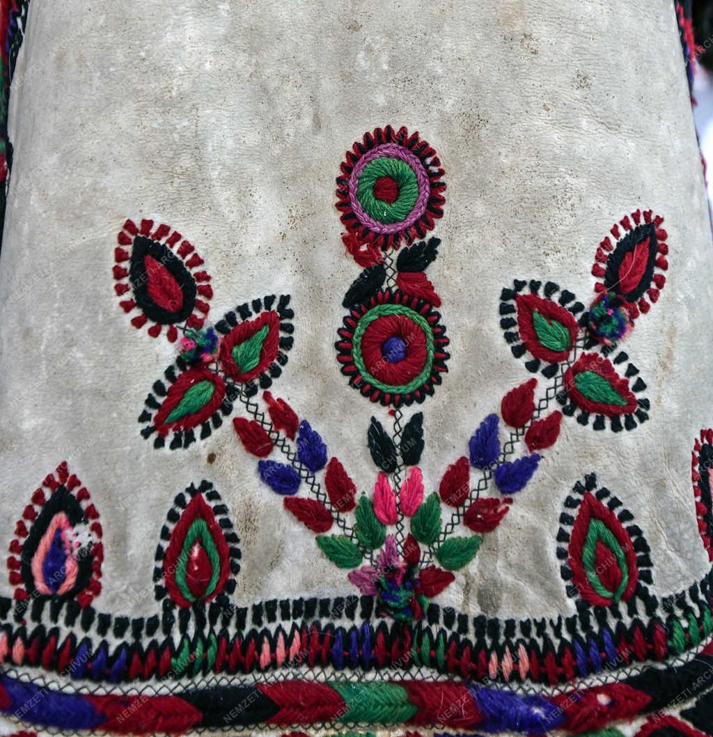 Népművészet - Válaszút - Kallós Zoltán hagyatéka  