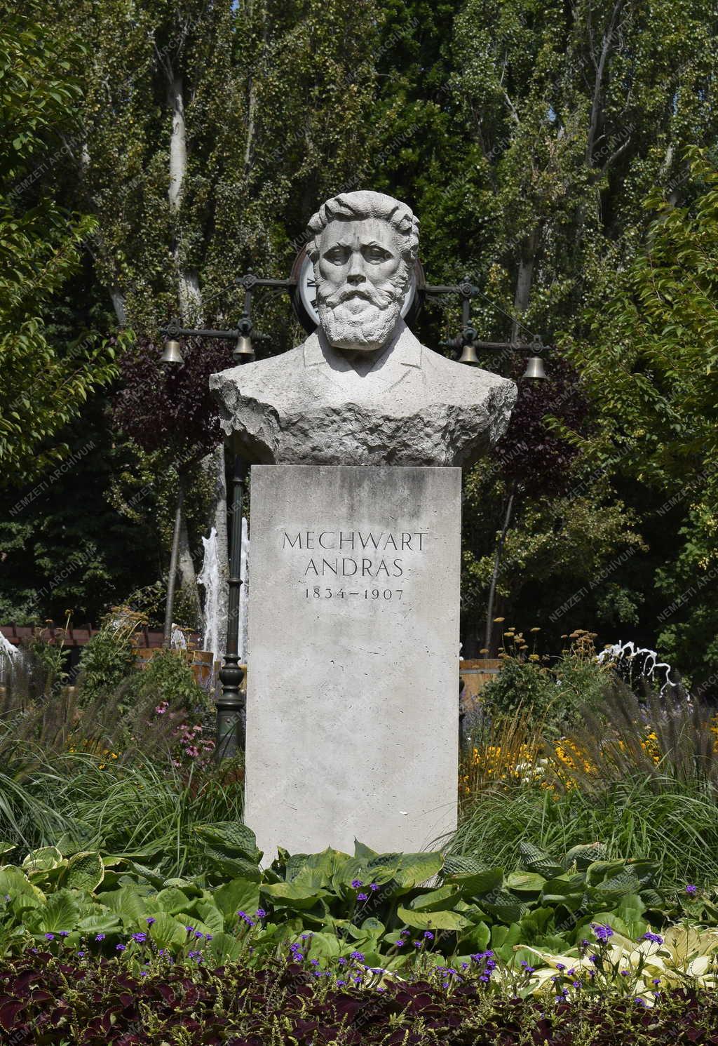 Városkép - Budapest - Mechwart András szobor