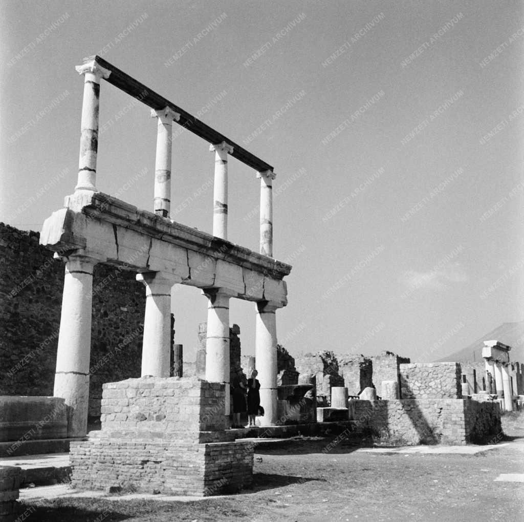 Városkép - Pompeji - Fórum