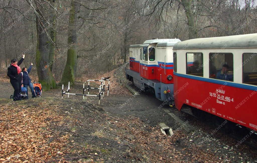 Közlekedés - A Széchenyi-hegyi Gyermekvasút