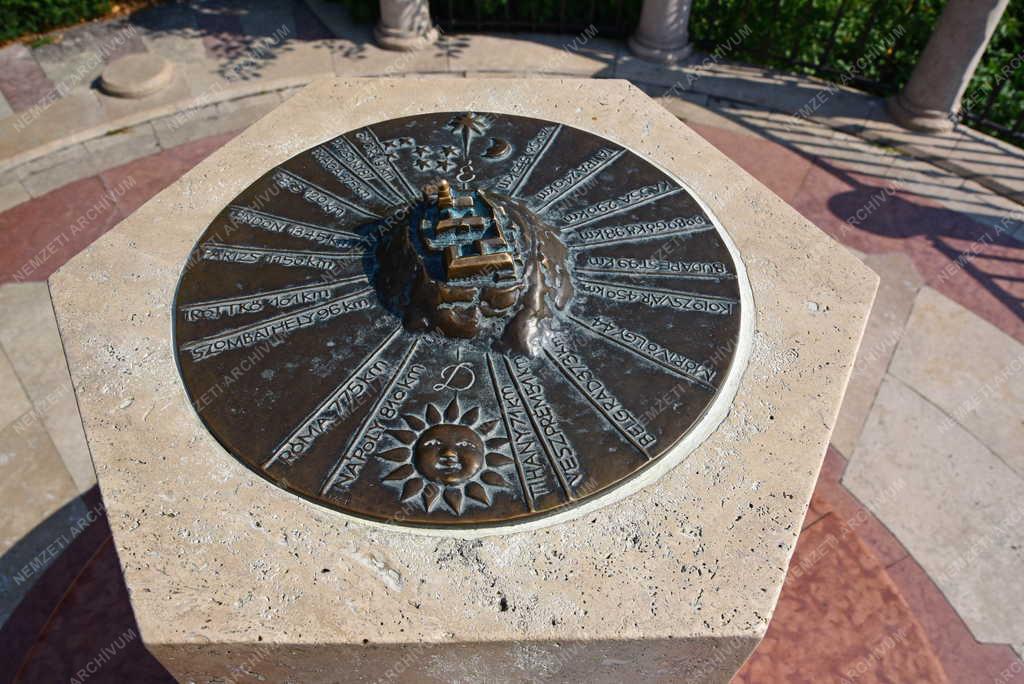 Természetvédelem - Egyház - Pannonhalmi Főapátsági Arborétum és Gyógynövénykert