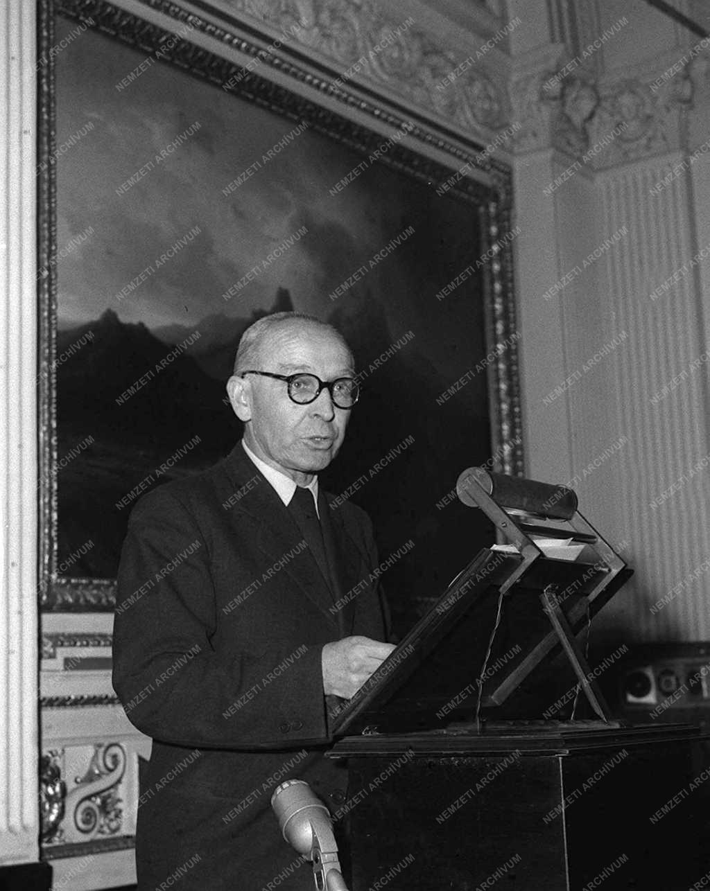 Rajeczky Benjamin Erkel Ferenc-díjas zenetörténész