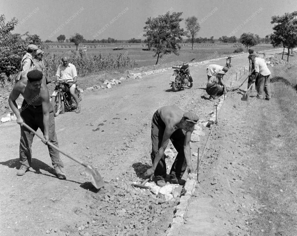 Építkezés - Győr-Pápa-Városlőd-i útszakasz építése
