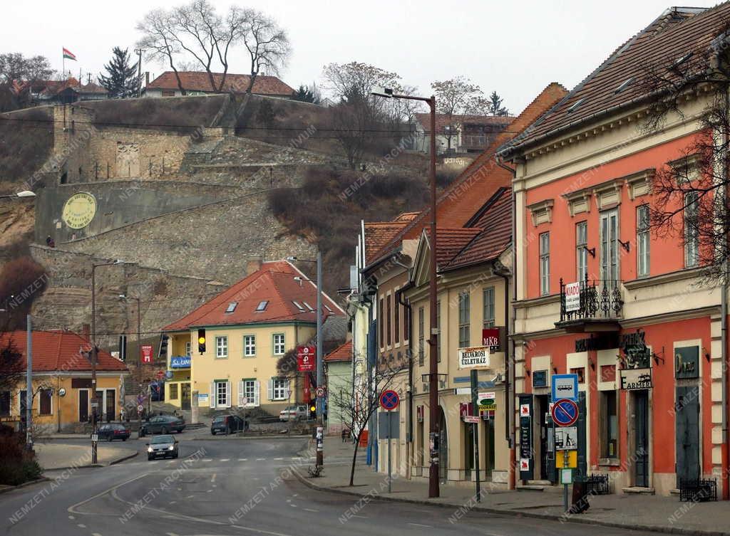 Városkép - Esztergom - Bajcsy-Zsilinszky út 
