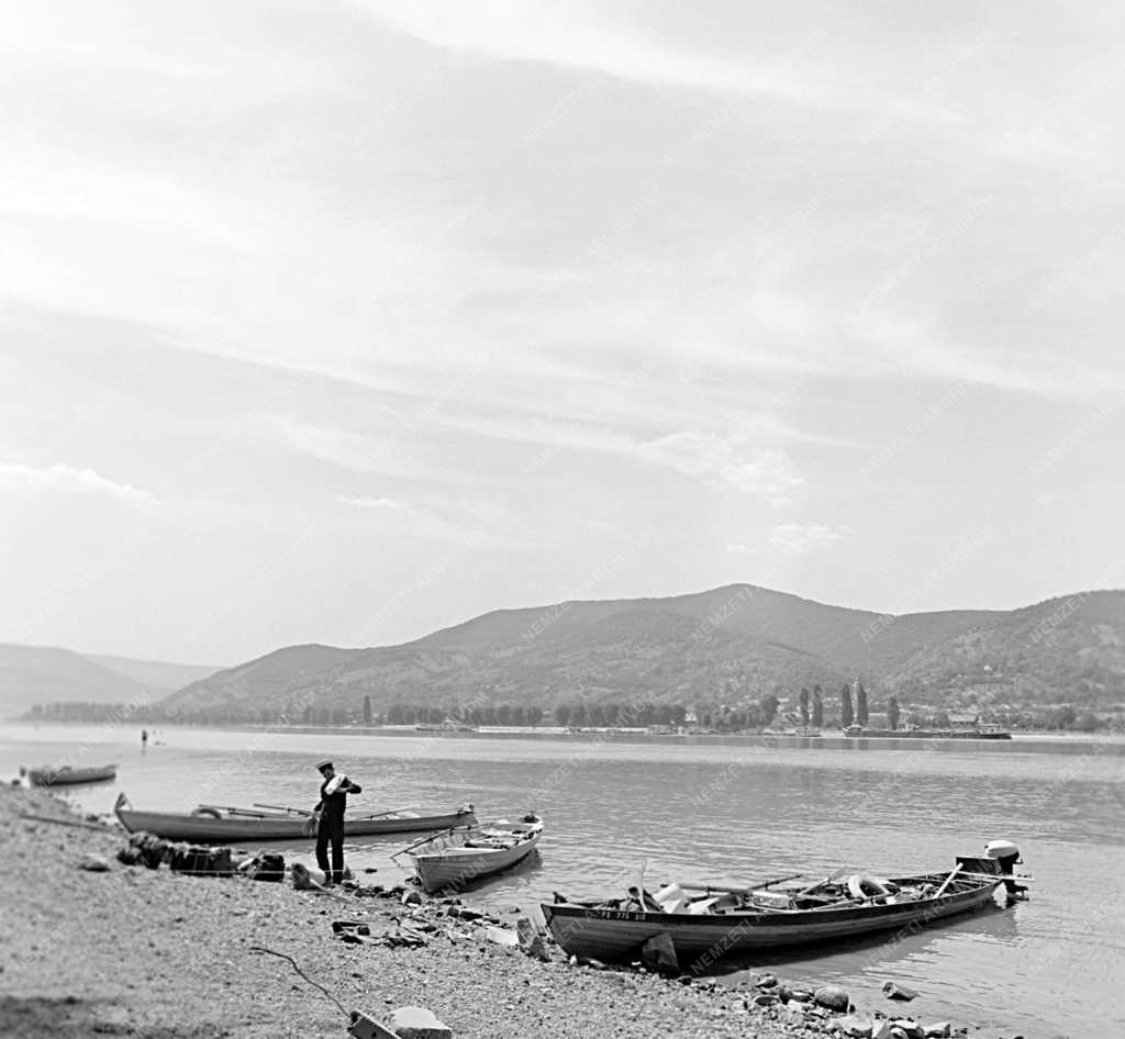 Szabadidő - Szervezet - Víziúttörők a Dunán