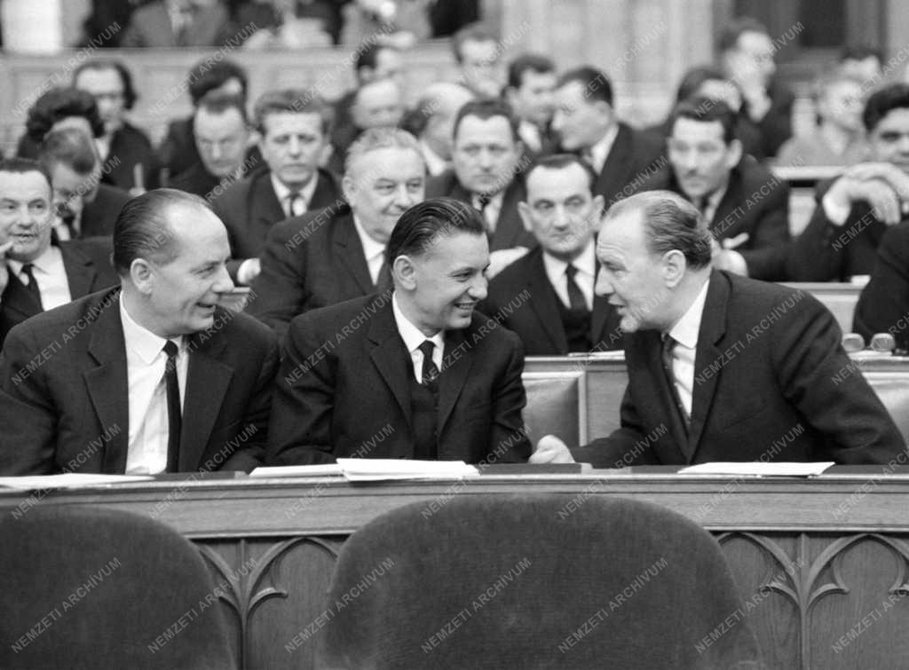 Belpolitika - Országgyűlés januári ülésszaka