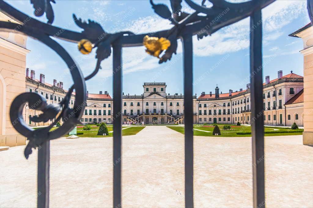 Fertőd - Az Esterházy-kastély 