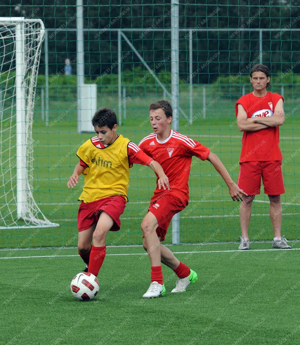 Sportlétesítmény - Debrecen - Debreceni Labdarúgó Akadémia