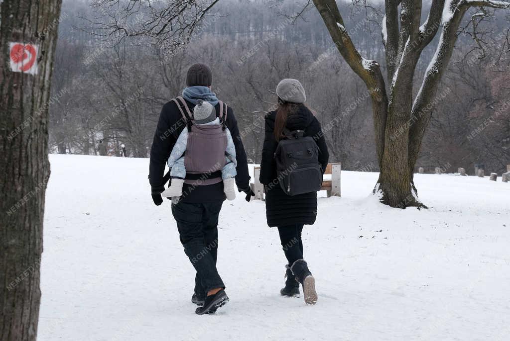 Szabadidő - Budapest - Tél a Normafánál