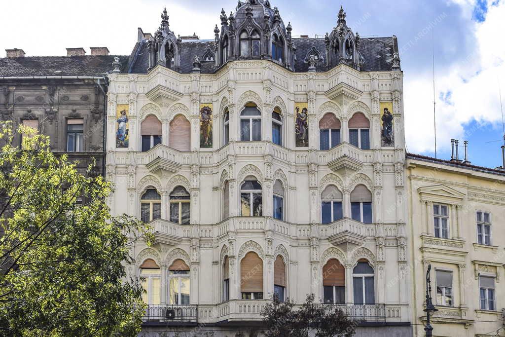 Épületfotó - Budapest - Bérház a Károly körúton