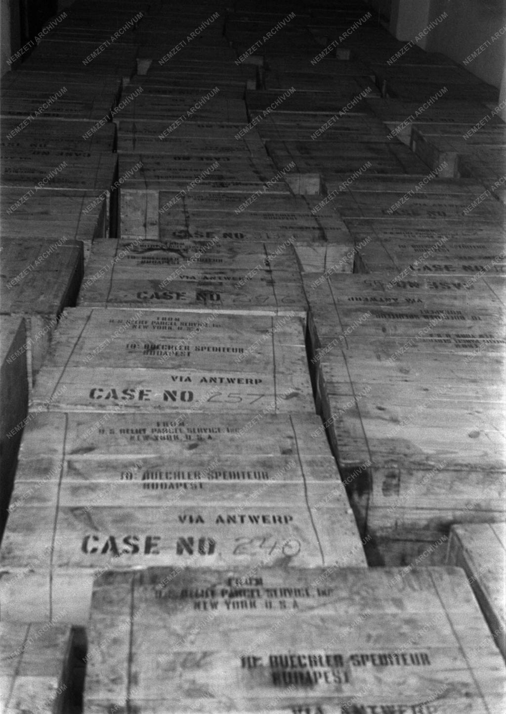 Első UNRRA szállítmány Pesten