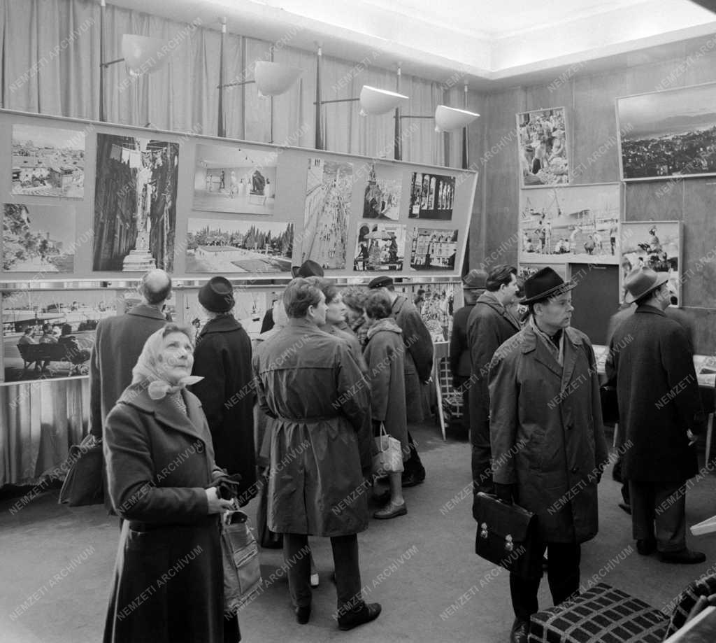 Kultúra - Fotókiállítás a fővárosi Vadas Ernő teremben