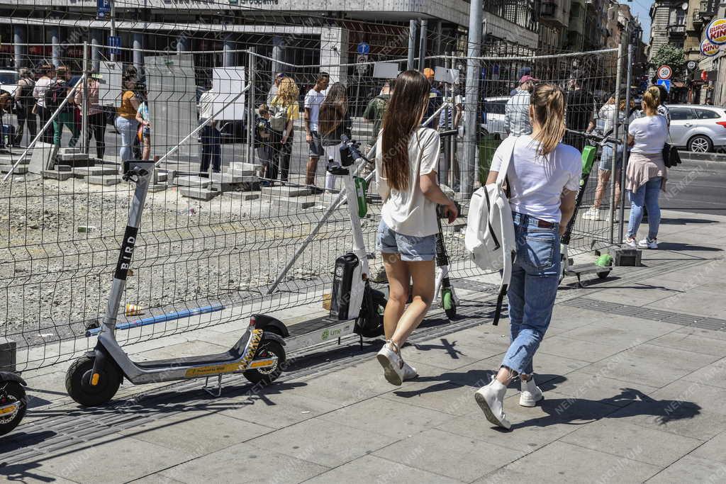 Településfejlesztés - Budapest - Megújul a Blaha Lujza tér