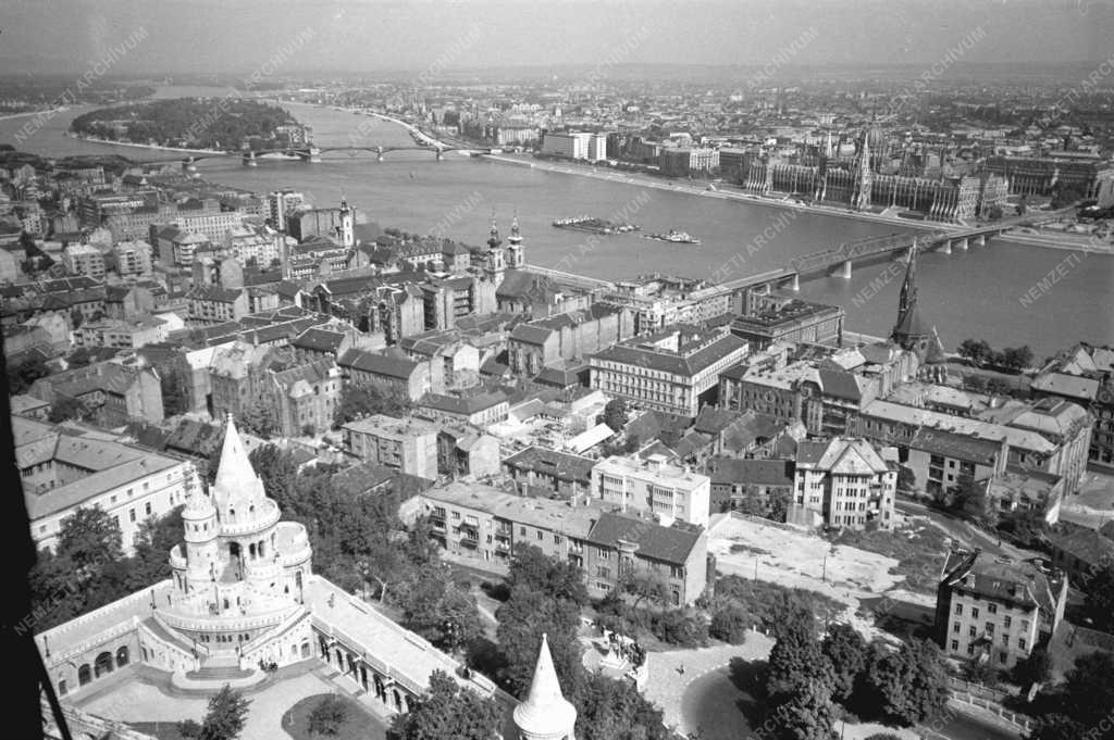 Városkép - Budapest a Mátyás-templomból