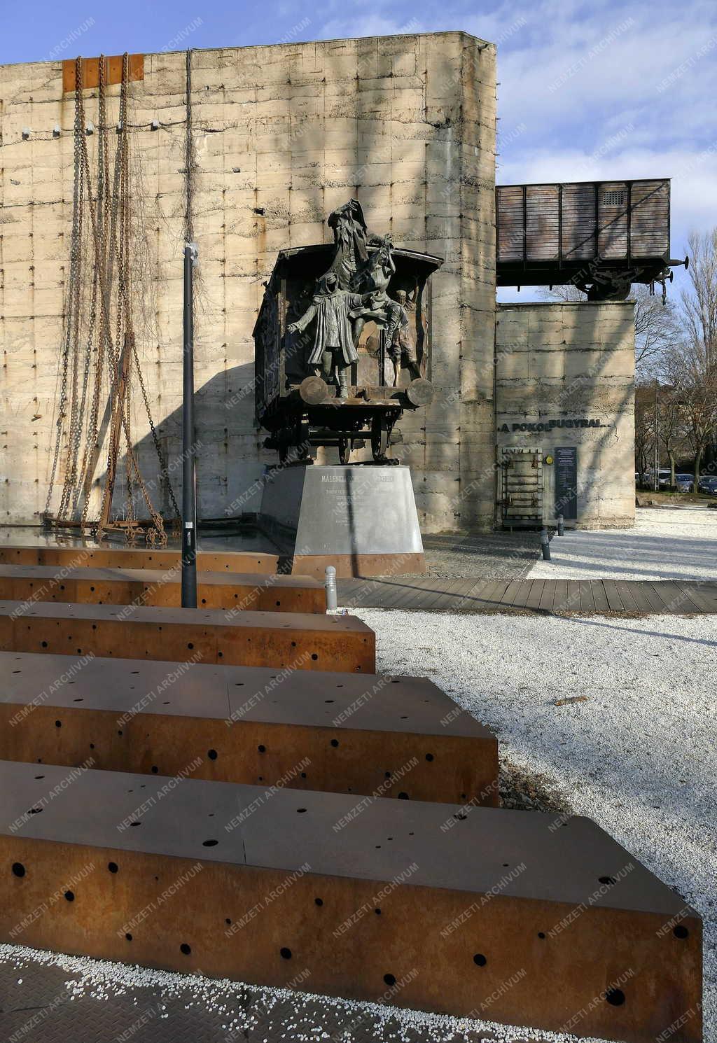 Kultúra - Budapest - Málenkij Robot Emlékhely