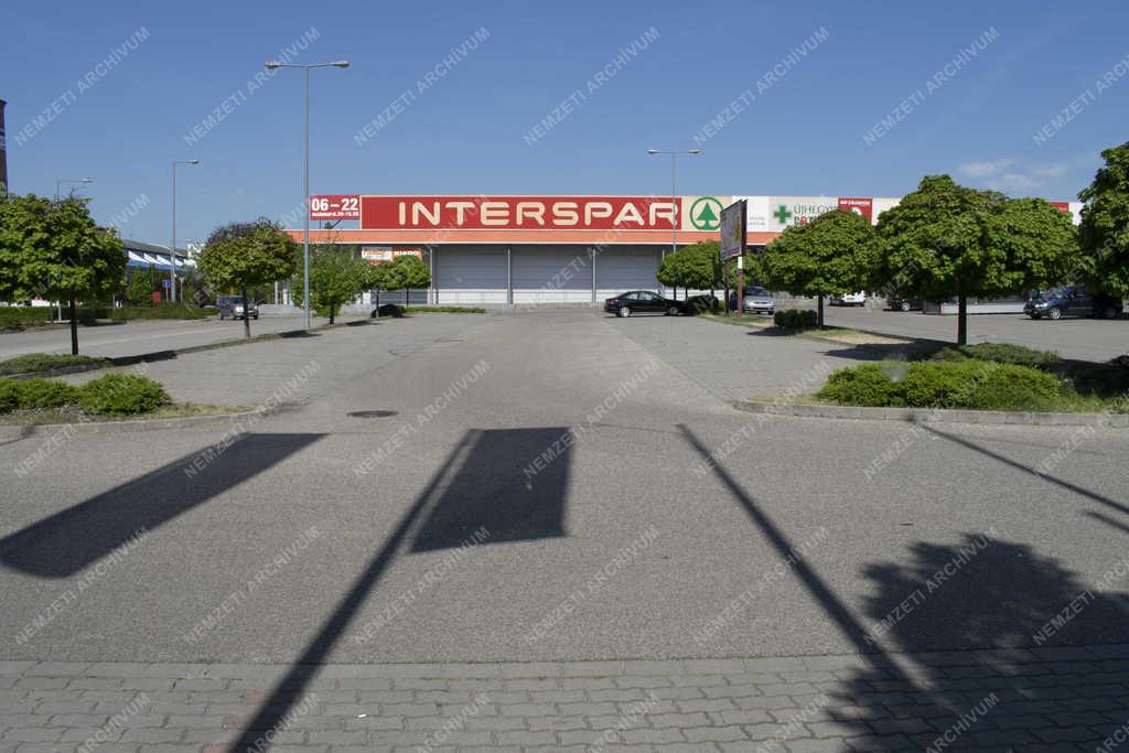 Kereskedelem - Budapest - Interspar hipermarket 