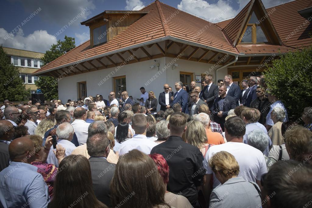 Voks 24 - Orbán Viktor országjáró kampánykörútja