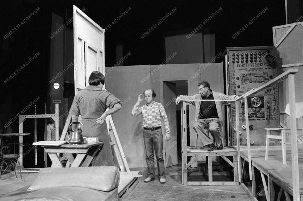 Kultúra - Színház - Ronald Marwood: Az öltöztető