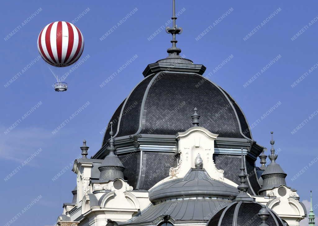 Idegenforgalom - Budapest - Ballon kilátó a Városligetben
