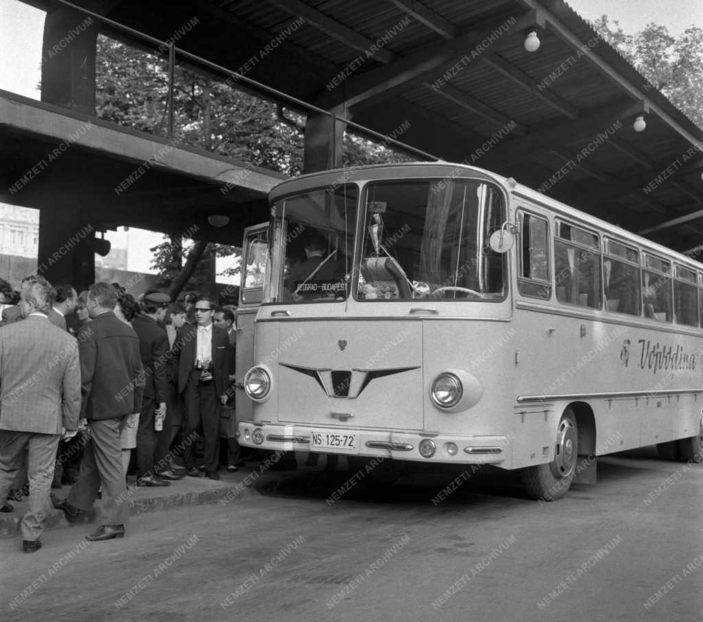 Idegenforgalom - Közlekedés - Budapest-Belgrád autóbuszjárat