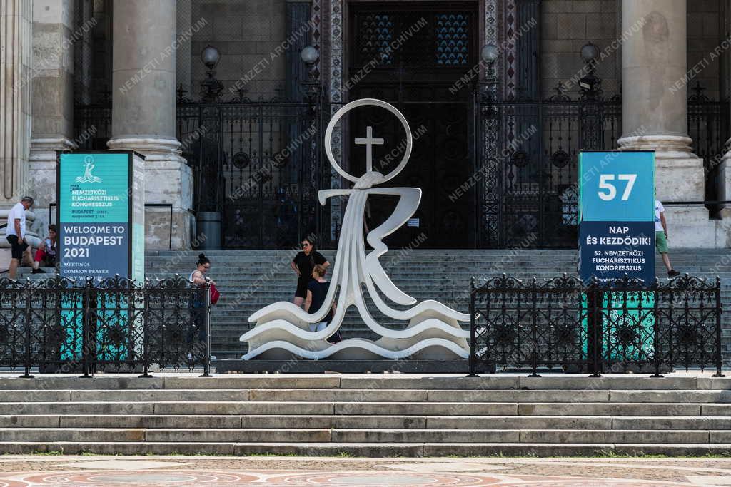 Egyház - Készülődés a budapesti Eucharisztikus világkongresszusra