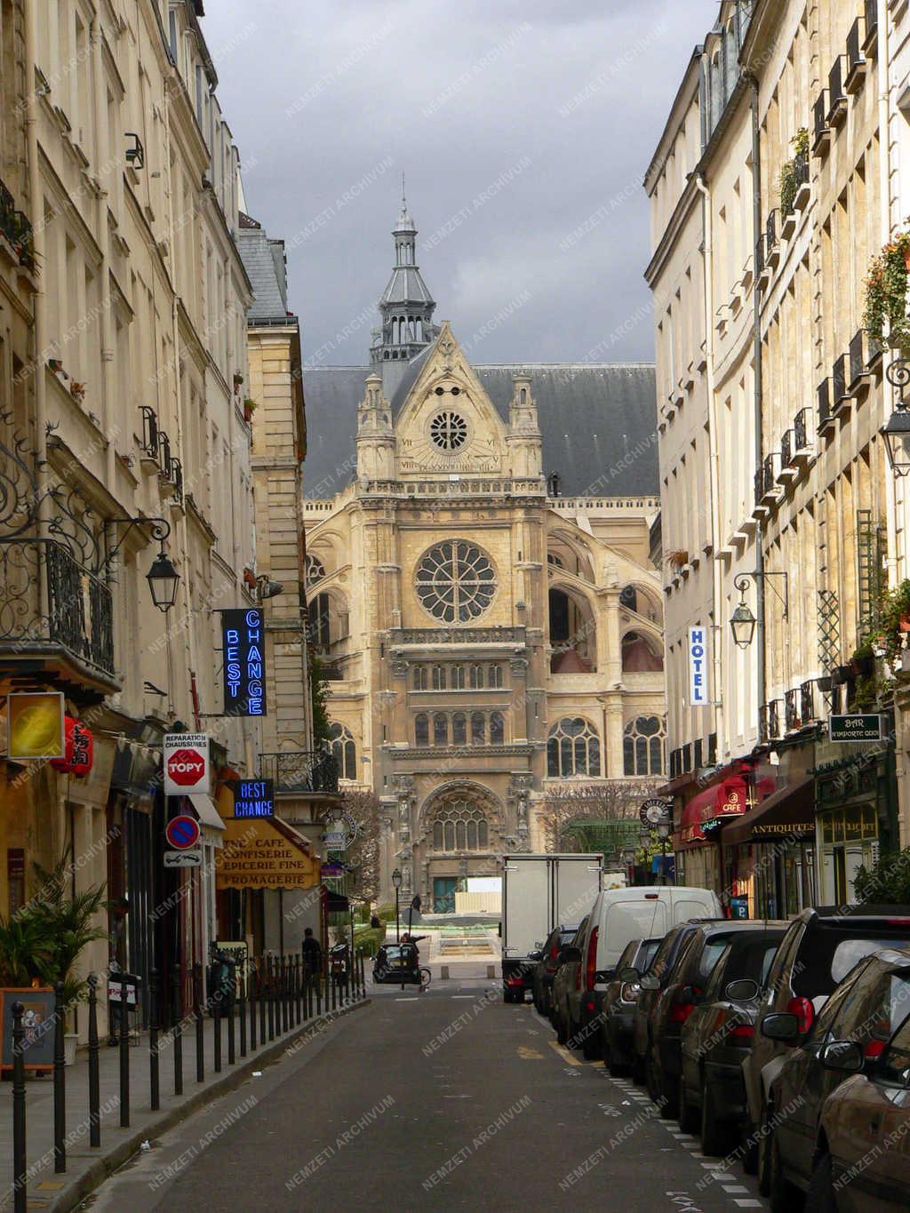 Városkép - St-Eustache templom