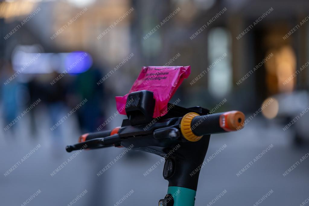 Közlekedés - Budapest - Elektromos roller
