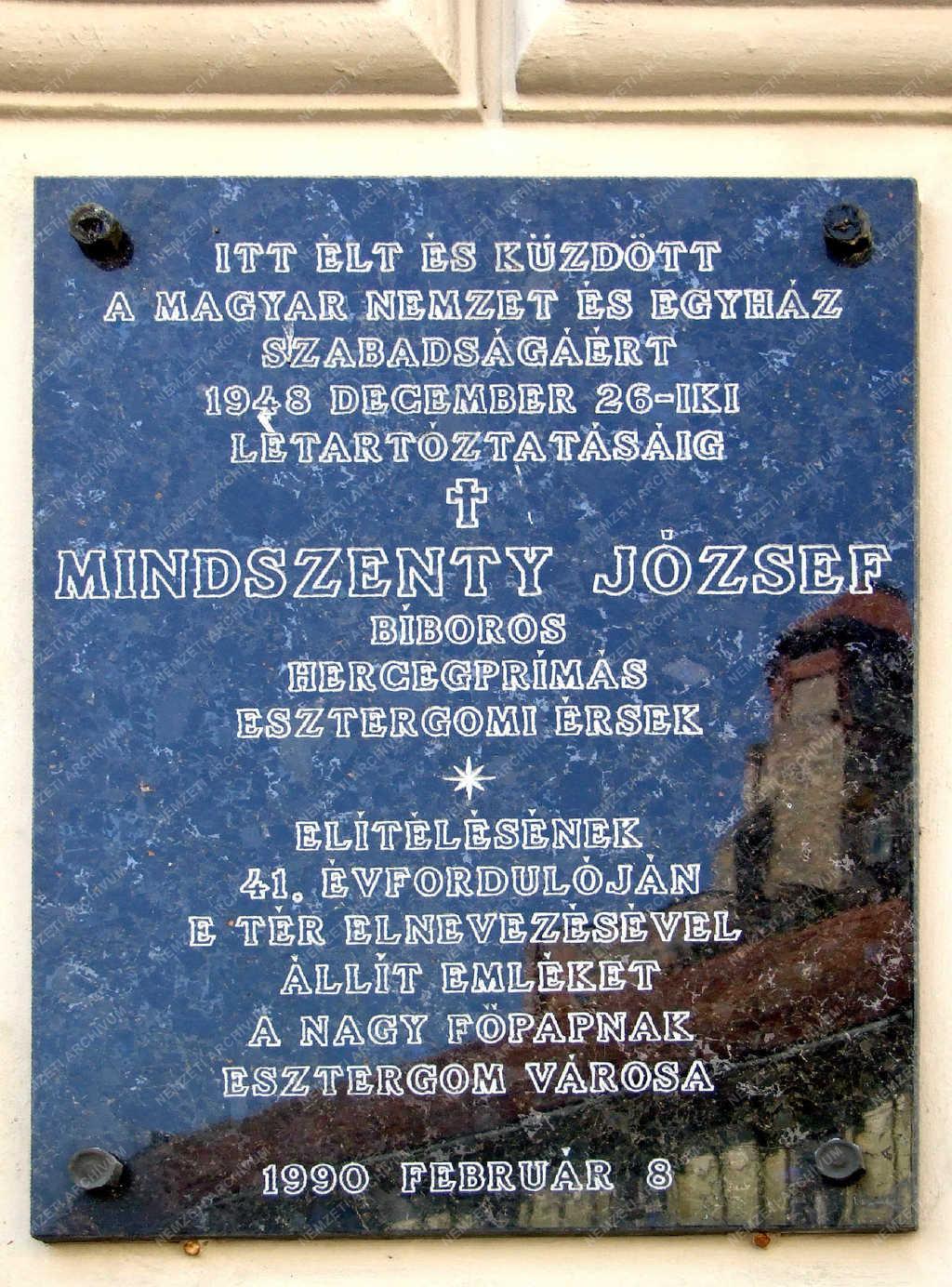 Emlékhely - Esztergom - Mindszenty-emléktábla