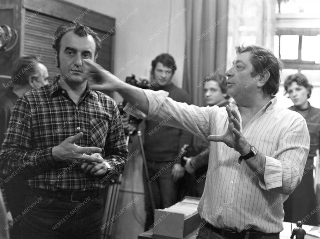 Kultúra - Film - A téglafal mögött c. tv film forgatása