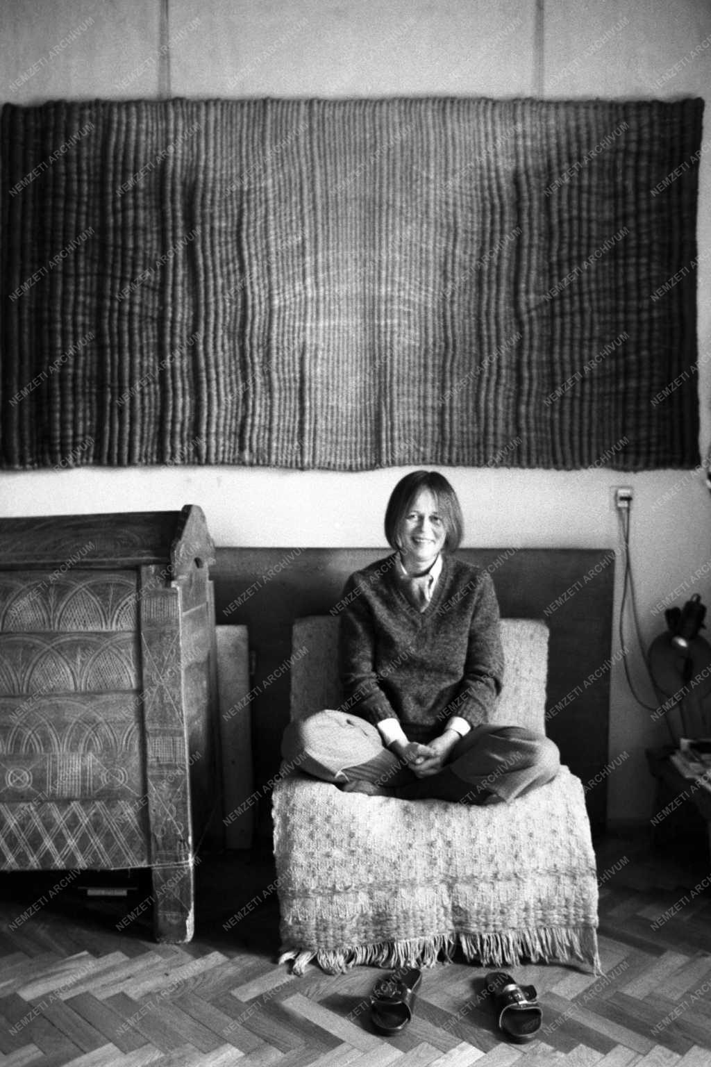 Iparművészet - Személy - Hager Ritta