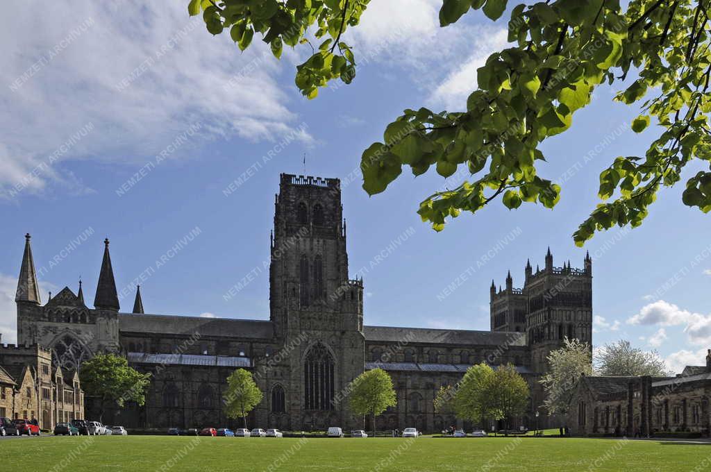 Városok - Durham - Szent Cuthbert-székesegyház