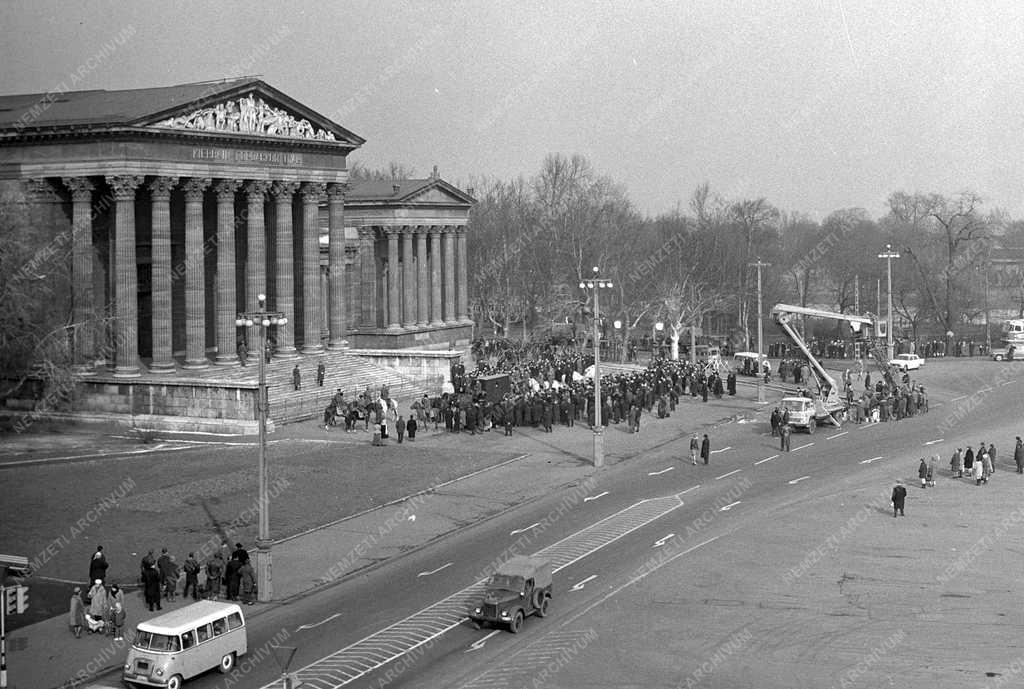 Filmművészet - Filmforgatás - Ezermester