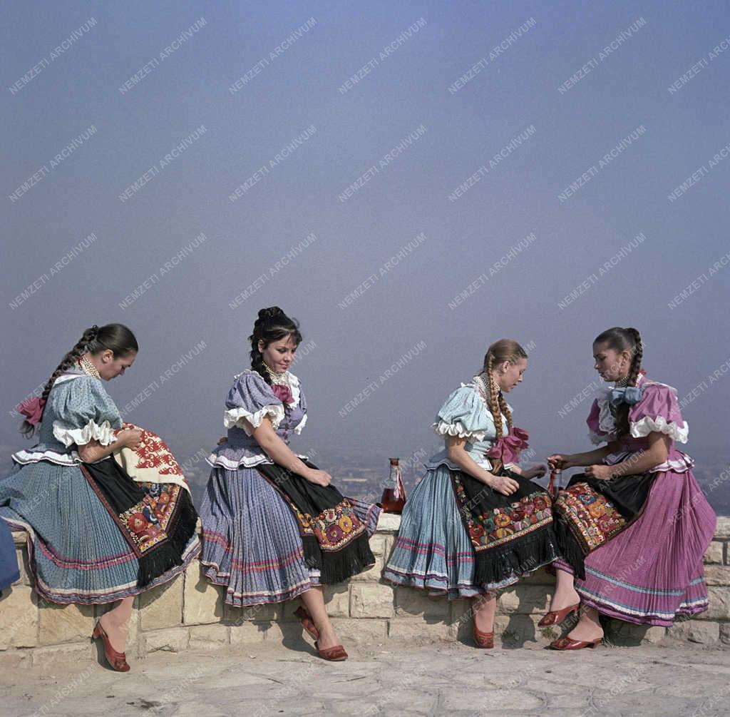 Kultúra - Népi együttes