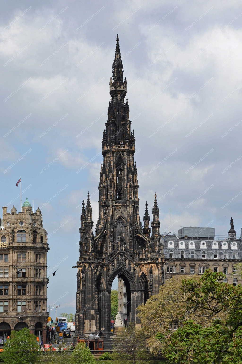 Városok - Edinburgh - Scott Monument 