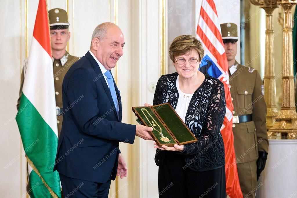 Karikó Katalin és Krausz Ferenc megkapta a Magyar Corvin-lánc kitüntetést