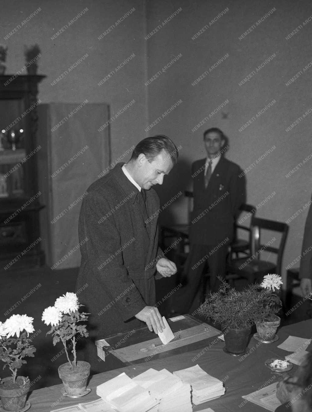 Történelem - Választás - Szavazás Pécsett