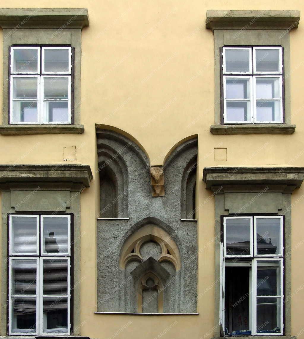 Sopron - A jezsuita konviktus épülete