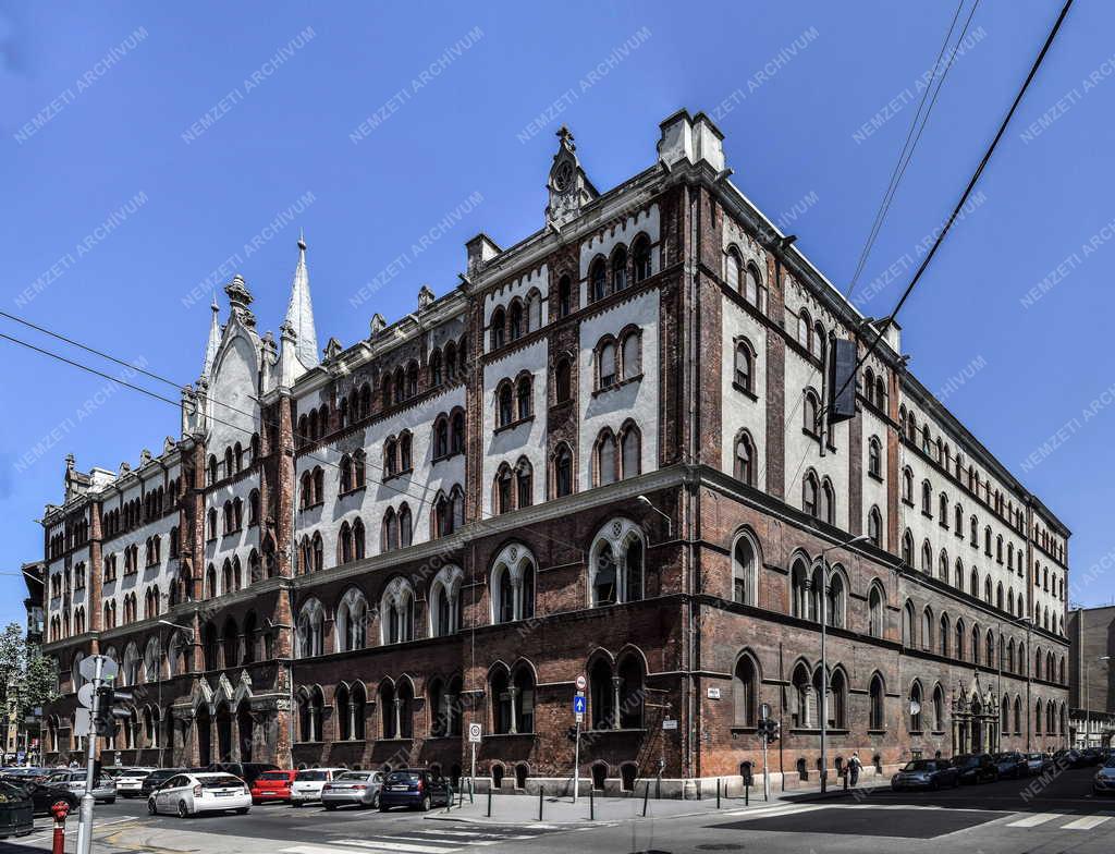 Városkép - Budapest - Magyar Királyi Központi Zálogház