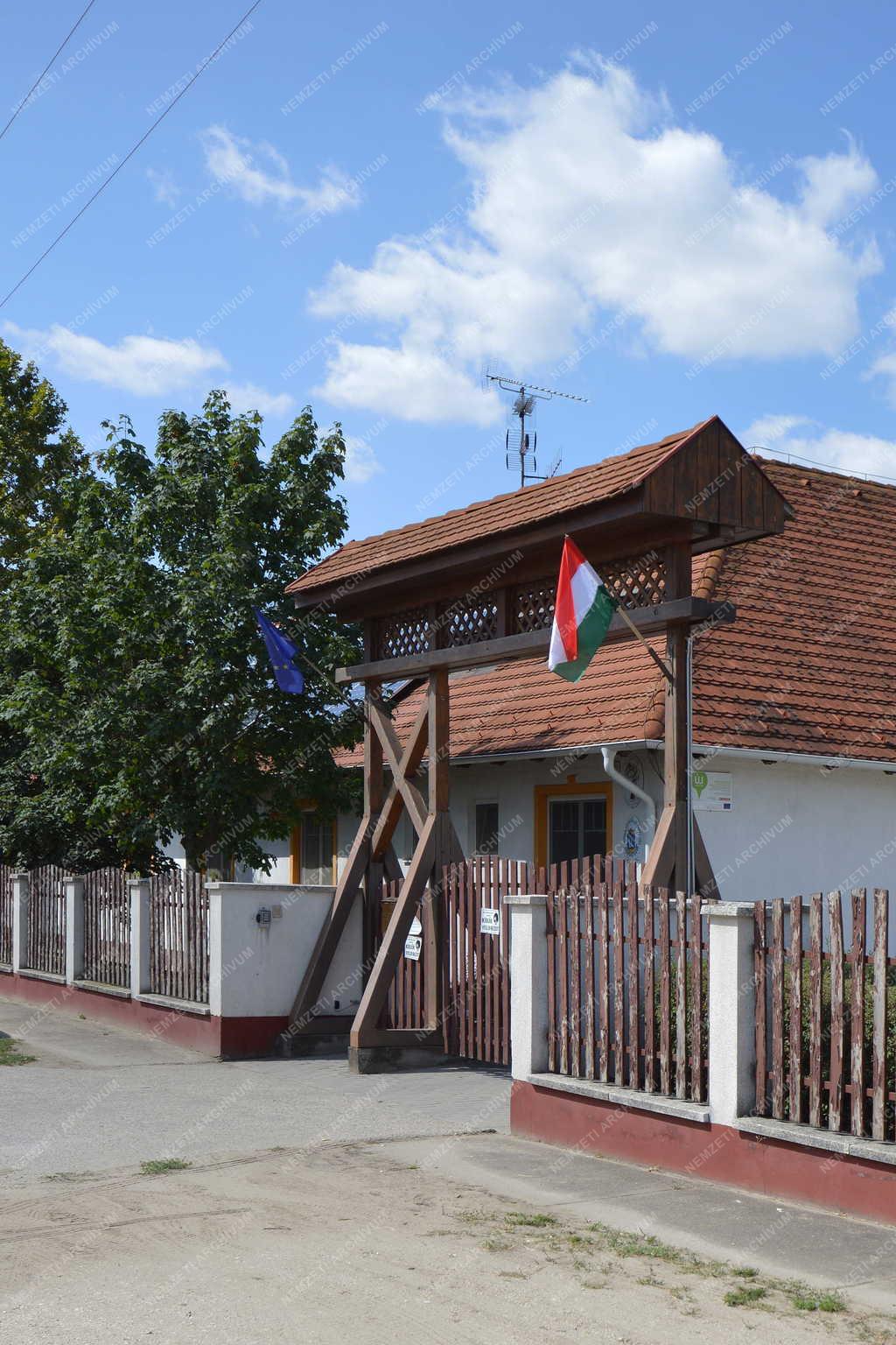 Település - Zsana - Nyugalom Idősek Otthona