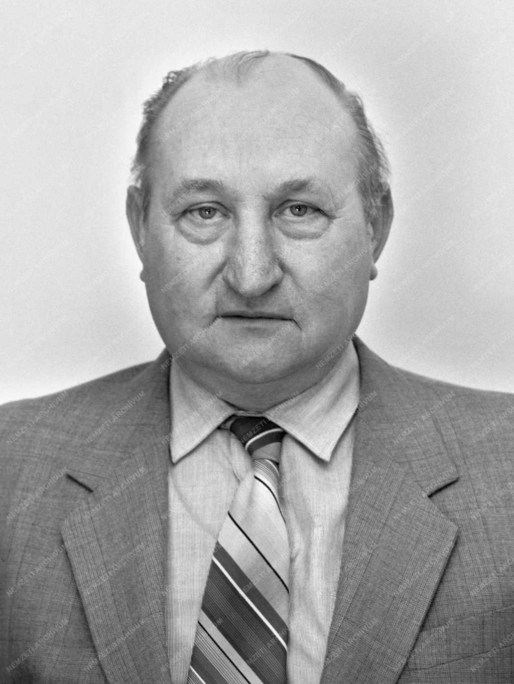 Belpolitika - Parlamenti képviselők