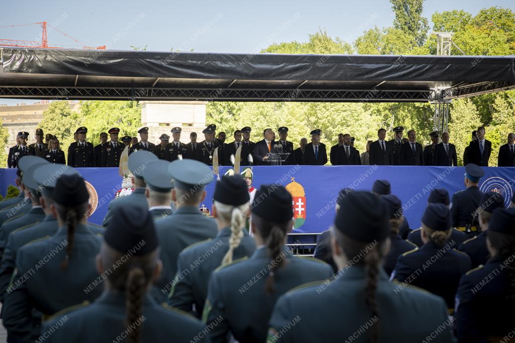 A Nemzeti Közszolgálati Egyetem Rendészettudományi Karának és Katasztrófavédelmi Intézetének tisztavatója