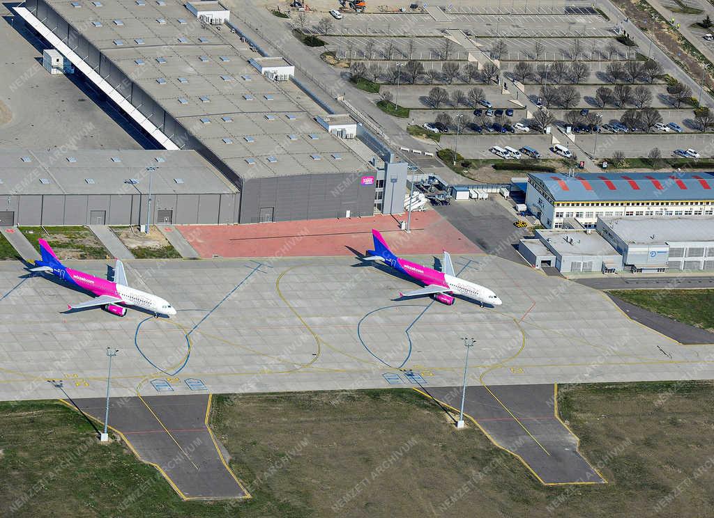 Légi közlekedés - Debrecen - Leállt a WIZZ Air légitársaság 