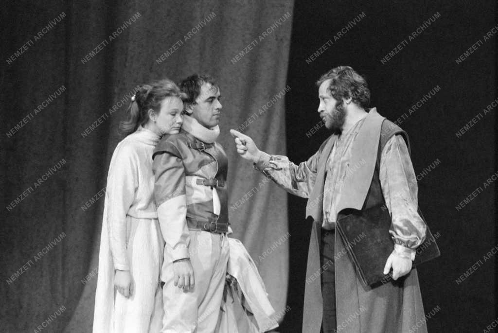 Kultúra - Színház - Shakespeare: Hamlet