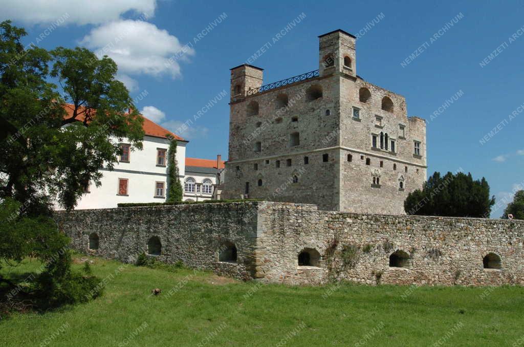 Sárospatak - Vár - Műemlék